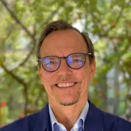 Portrait of Scott Shively
